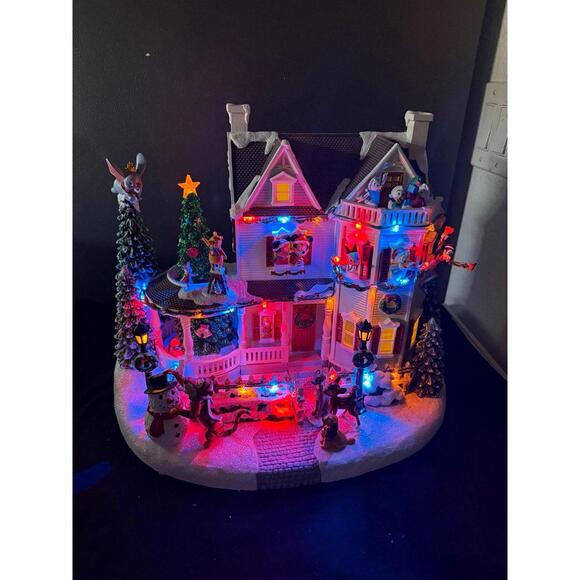 Disney Holiday Decorations – Animated Holiday House With Lights